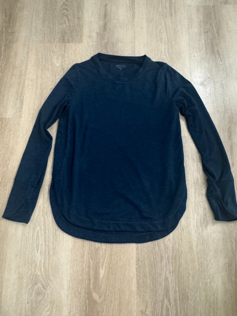 ✨ ATHLETA Long Sleeve Performance Top | Size M | Navy